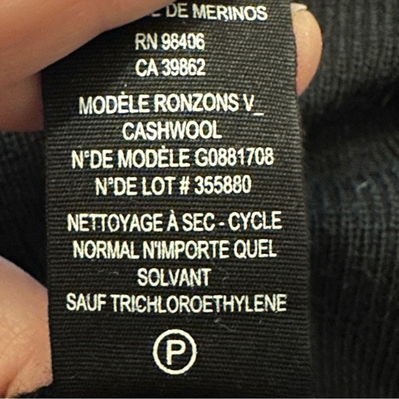 Theory Ronzons Cashwool Merino Wool Black Ribbed v neck Sweater black - Picture 5 of 5